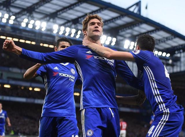 反击中的机 反击中的机